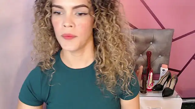 greatASS Latina online show from January 2026 11:12:01 AM