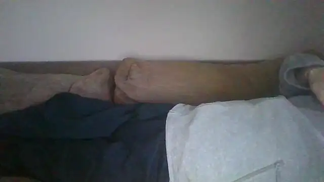 Snapshot of Anderrust chatting on December 2025 12:34:02 PM Anderrust online show from December 2025 12:34:02 PM