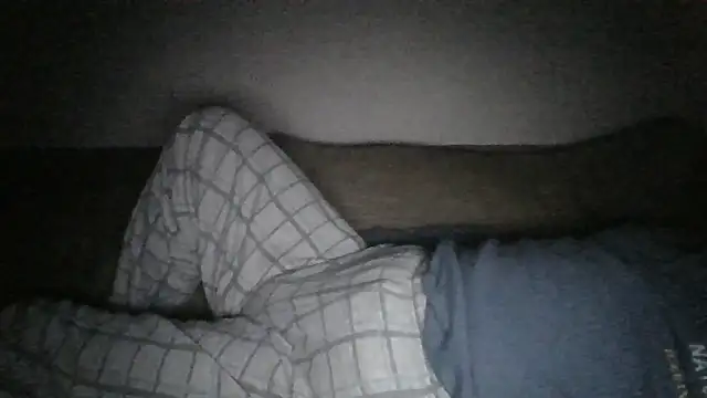 Snapshot of Anderrust chatting on December 2025 12:40:01 AM Anderrust online show from December 2025 12:40:01 AM