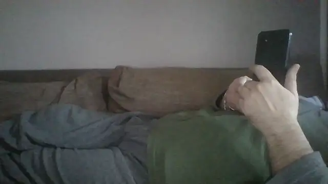 Snapshot of Anderrust chatting on January 2026 08:41:01 AM Anderrust online show from January 2026 08:41:01 AM