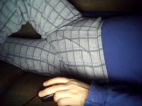 Snapshot of Anderrust chatting on February 2026 12:12:01 AM Anderrust online show from February 2026 12:12:01 AM