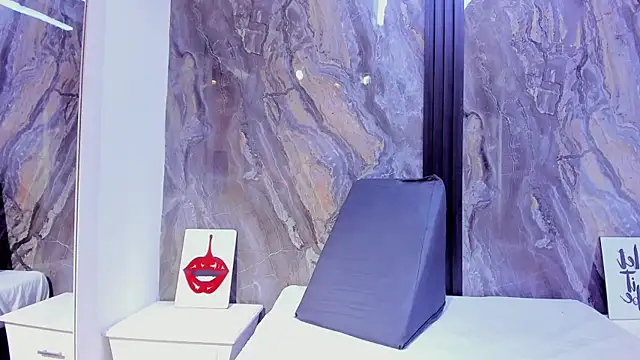 HellenJohansson online show from December 2025 03:38:02 AM