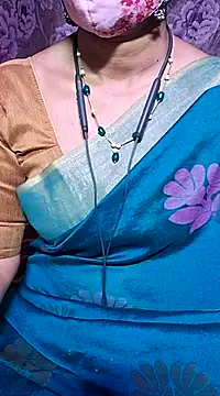 Snapshot of XBHUUME chatting on March 2025 04:55:02 PM XBHUUME online show from March 2025 04:55:02 PM