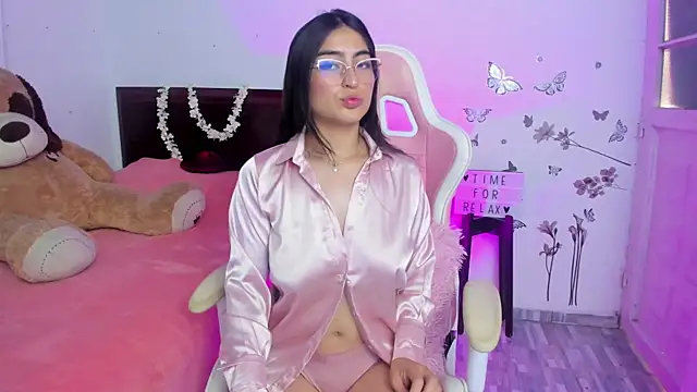 Blue Petite online show from February 2025 03:41:02 PM