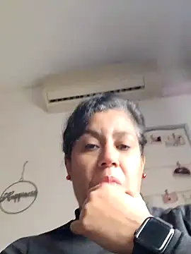 Snapshot of Molly_newman6 chatting on January 2025 02:36:01 PM Molly newman6 online show from January 2025 02:36:01 PM