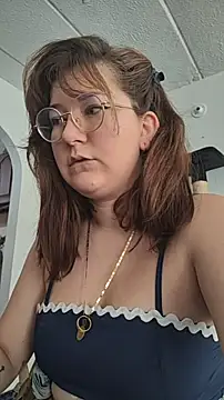 HunnyyLove online show from February 2026 03:19:01 PM