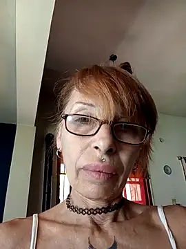 FrozenWaffle online show from November 2025 04:47:01 PM