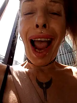 FrozenWaffle online show from February 2026 03:19:01 PM