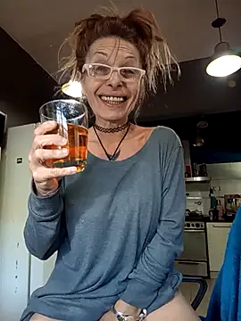 FrozenWaffle online show from May 2026 04:12:02 PM