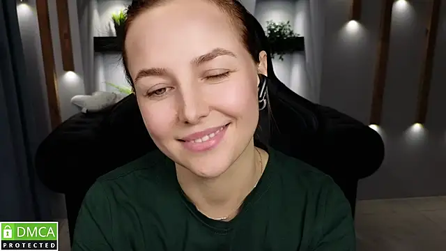 Snapshot of Mira_Mermayd chatting on December 2024 07:22:02 AM Mira Mermayd online show from December 2024 07:22:02 AM