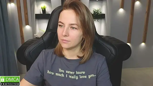 Snapshot of Mira_Mermayd chatting on December 2024 11:22:01 AM Mira Mermayd online show from December 2024 11:22:01 AM