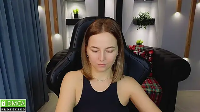 Snapshot of Mira_Mermayd chatting on December 2024 01:29:01 AM Mira Mermayd online show from December 2024 01:29:01 AM