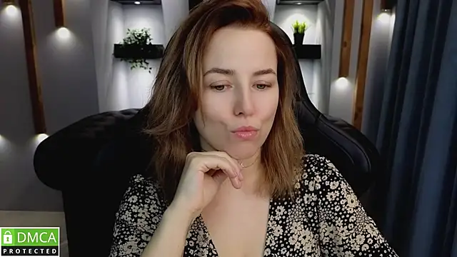 Snapshot of Mira_Mermayd chatting on January 2025 01:08:01 AM Mira Mermayd online show from January 2025 01:08:01 AM