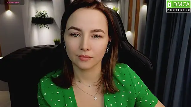 Snapshot of Mira_Mermayd chatting on January 2025 04:26:01 AM Mira Mermayd online show from January 2025 04:26:01 AM