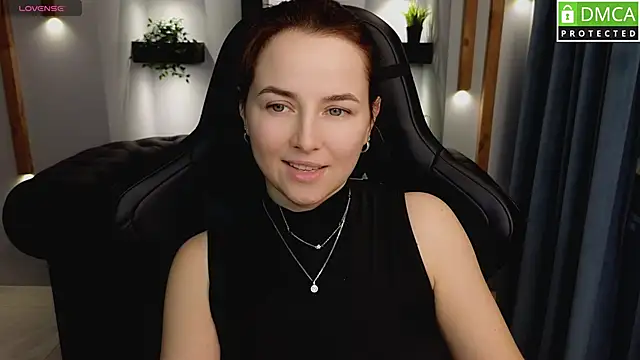 Snapshot of Mira_Mermayd chatting on January 2025 11:35:01 AM Mira Mermayd online show from January 2025 11:35:01 AM