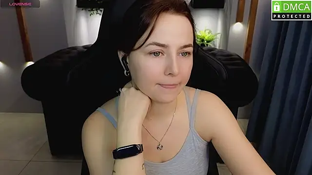 Snapshot of Mira_Mermayd chatting on February 2025 04:14:02 AM Mira Mermayd online show from February 2025 04:14:02 AM