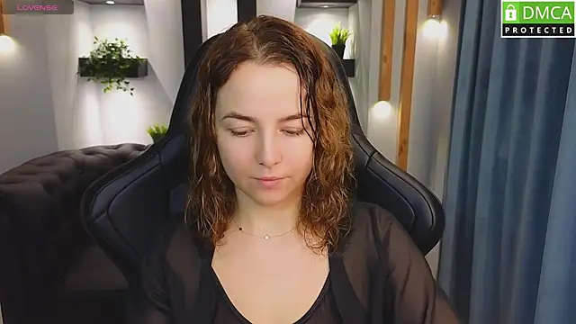 Snapshot of Mira_Mermayd chatting on February 2025 01:11:02 AM Mira Mermayd online show from February 2025 01:11:02 AM