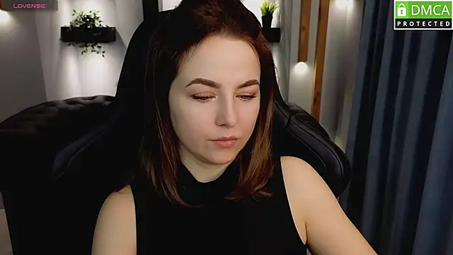 Snapshot of Mira_Mermayd chatting on February 2025 04:07:01 AM Mira Mermayd online show from February 2025 04:07:01 AM