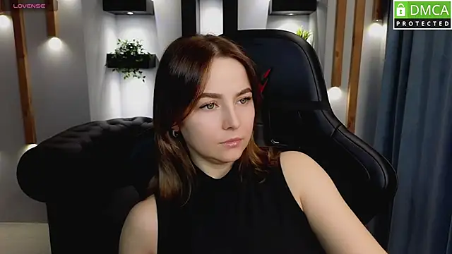 Snapshot of Mira_Mermayd chatting on February 2025 04:43:01 AM Mira Mermayd online show from February 2025 04:43:01 AM