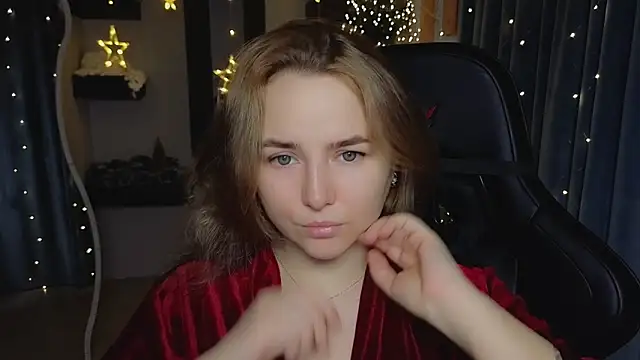 Snapshot of Mira_Mermayd chatting on December 2025 01:12:02 AM Mira Mermayd online show from December 2025 01:12:02 AM