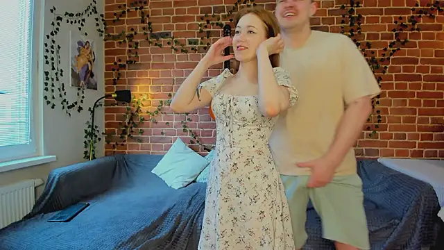 yamy yamy yamy online show from March 2026 11:32:02 AM