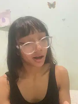 Snapshot of Karmakuro chatting on November 2025 11:37:01 PM Karmakuro online show from November 2025 11:37:01 PM