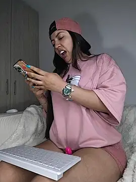 amycute  online show from June 2026 12:13:02 AM