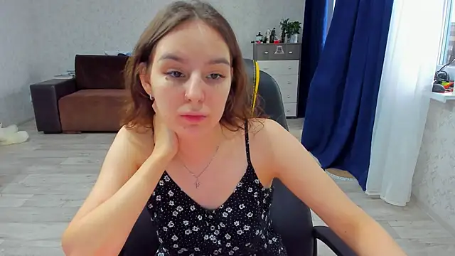 c arina x online show from February 2025 09:30:01 AM