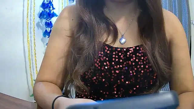 avav love online show from September 2025 10:05:01 AM