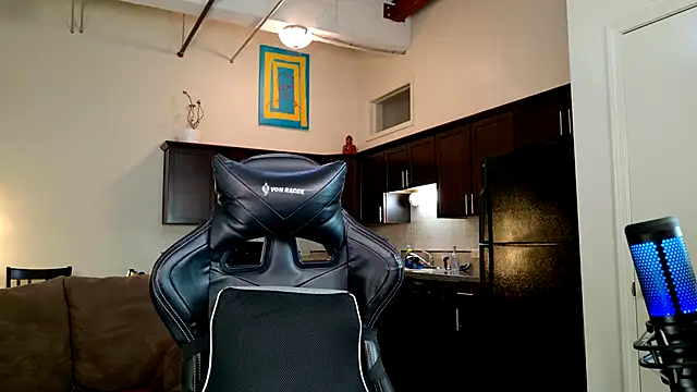 Snapshot of EveEnigma chatting on December 2024 01:24:02 PM EveEnigma online show from December 2024 01:24:02 PM