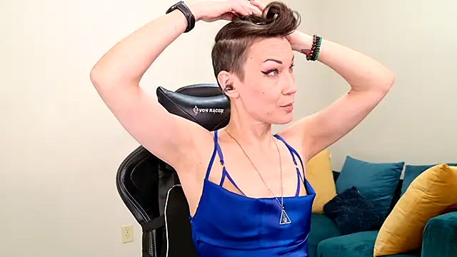 Snapshot of EveEnigma chatting on February 2025 05:48:01 PM EveEnigma online show from February 2025 05:48:01 PM