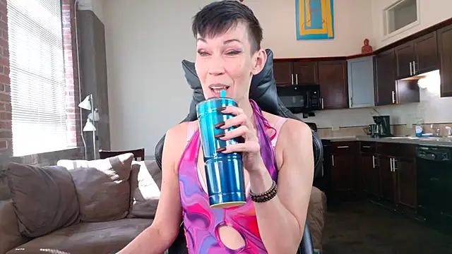 Snapshot of EveEnigma chatting on September 2025 06:41:02 PM EveEnigma online show from September 2025 06:41:02 PM