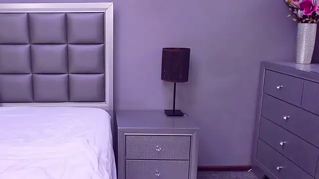 HellennSweet online show from March 2025 08:18:02 AM