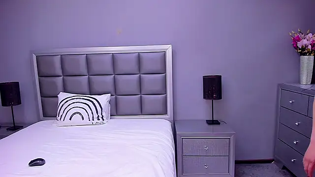 HellennSweet online show from October 2025 04:46:02 AM