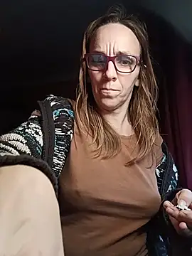 Dettybitch40 online show from November 2025 01:50:01 PM