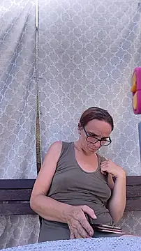 Dettybitch40 online show from June 2026 12:52:01 PM