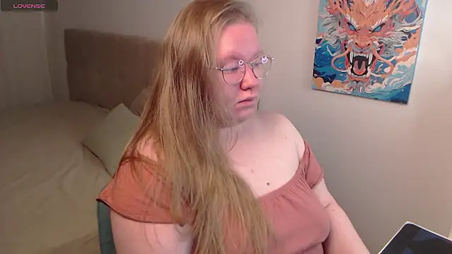 Snapshot of Ann_Muna chatting on December 2024 07:06:01 PM Ann Muna online show from December 2024 07:06:01 PM