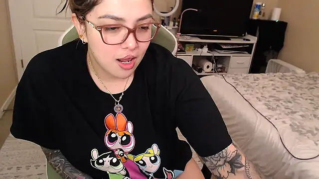 Snapshot of nativepumpkin95 chatting on December 2024 07:17:01 AM nativepumpkin95 online show from December 2024 07:17:01 AM