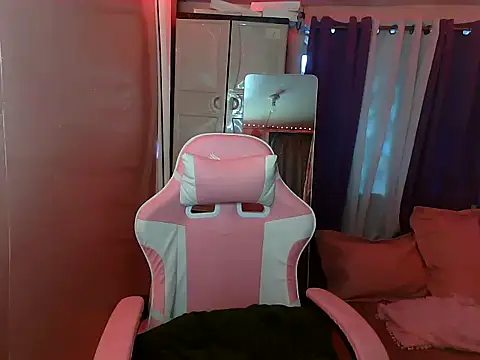 young salsalita online show from March 2025 09:07:01 AM