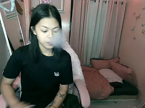 young salsalita online show from October 2025 01:12:01 PM