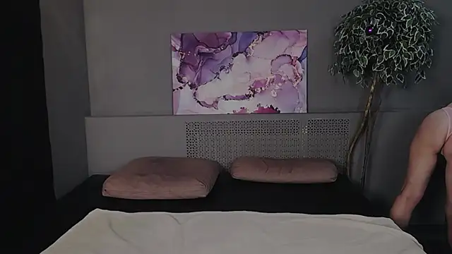 EveLibston online show from December 2024 03:06:01 AM