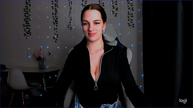 KarlaSim online show from February 2025 12:04:01 AM