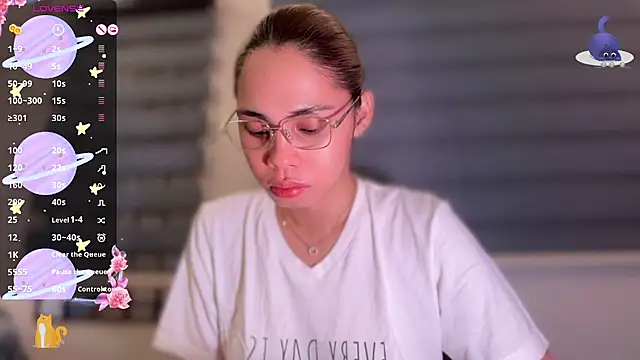 Jamie Sullivan online show from October 2025 08:35:01 PM