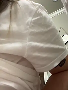 Snapshot of Vivian_MayXxX chatting on November 2025 01:49:01 AM Vivian MayXxX online show from November 2025 01:49:01 AM