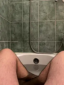 Snapshot of nmth6 chatting on December 2025 02:43:02 PM nmth6 online show from December 2025 02:43:02 PM