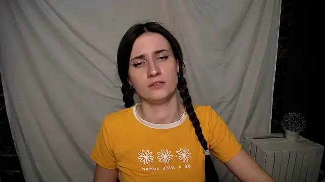 MaryEm976 online show from February 2025 01:08:01 PM