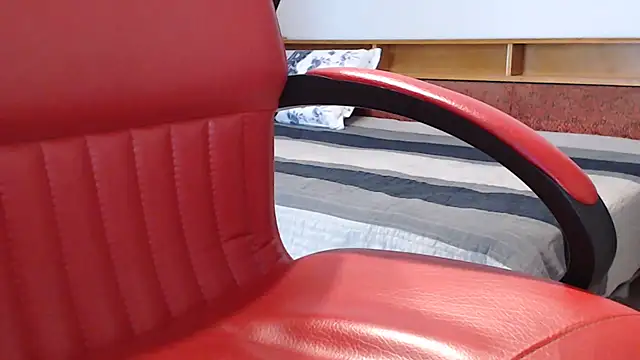 Mrprecum online show from February 2026 02:18:01 PM