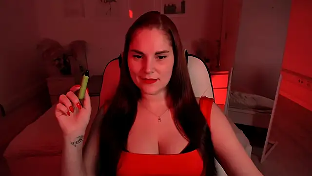 Snapshot of Ellis_Foxy chatting on March 2025 03:15:01 AM Ellis Foxy online show from March 2025 03:15:01 AM