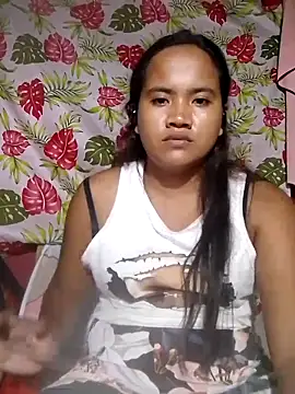 Snapshot of Sexiest_quen chatting on December 2025 01:27:01 PM Sexiest quen online show from December 2025 01:27:01 PM