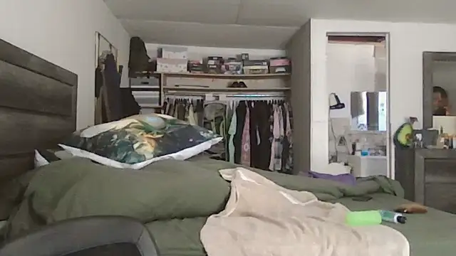 bttm geek000 online show from February 2026 06:59:02 PM